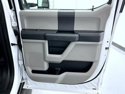 Used 2019 Ford F350 XL w/ Power Equipment Group image 17