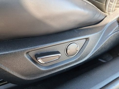 Used 2019 Ford Mustang Premium w/ Equipment Group 201A image 9