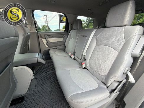 Used 2016 GMC Acadia SLE FWD image 14