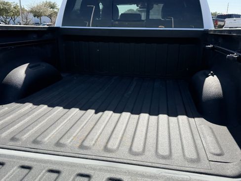 Used 2024 RAM 1500 Laramie image 31