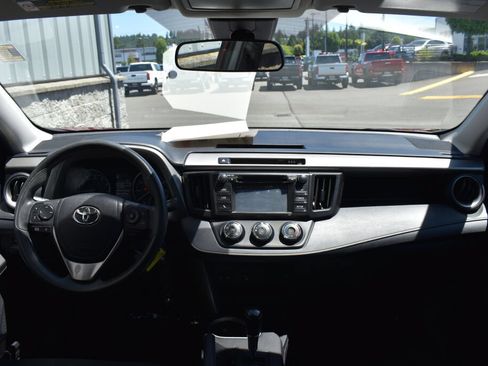 Certified 2018 Toyota RAV4 LE w/ All Weather Liner Package AWD/4WD image 26