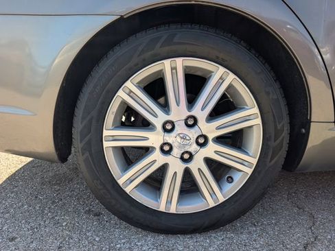 Used 2006 Toyota Avalon FWD image 25