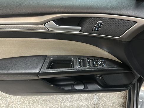 Used 2017 Ford Fusion S image 17