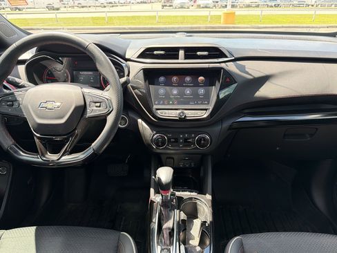 Used 2021 Chevrolet TrailBlazer RS w/ Sun and Liftgate Package image 15