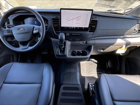 New 2026 Ford Transit 250 148 Medium Roof RWD image 5