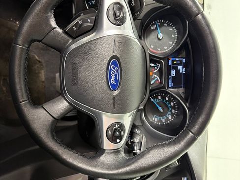 Used 2014 Ford Focus Titanium FWD image 13