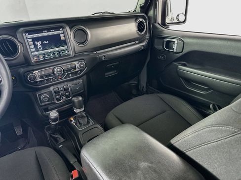 Used 2023 Jeep Gladiator Sport AWD/4WD image 22