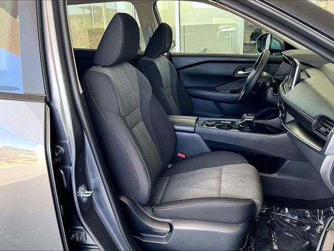 Used 2026 Nissan Rogue SV w/ Cold Weather Package AWD/4WD image 29