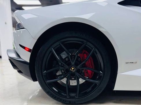 Used 2015 Lamborghini Huracan LP 610-4 image 16