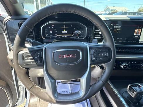 Used 2024 GMC Sierra 1500 SLT w/ SLT Premium Plus Package AWD/4WD image 27