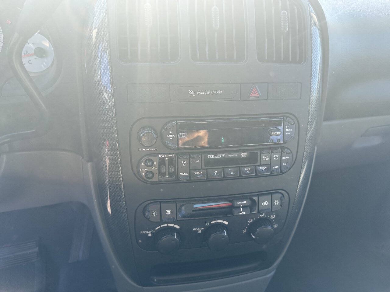 Used 2006 Dodge Grand Caravan SXT FWD image 24