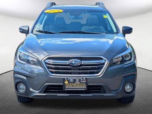 Used 2019 Subaru Outback 2.5i Limited AWD/4WD image 14