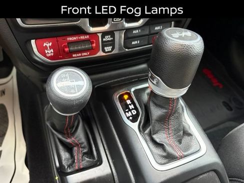 Used 2021 Jeep Wrangler Unlimited Rubicon w/ LED Lighting Group AWD/4WD image 20