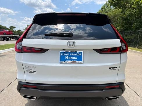 Used 2023 Honda CR-V Sport Touring image 4