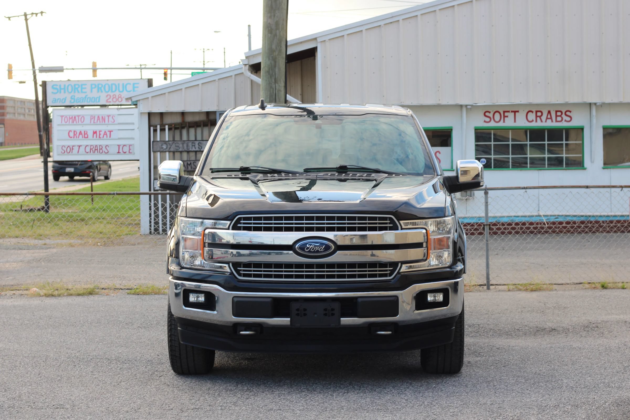 Used 2019 Ford F150 Lariat AWD/4WD image 2