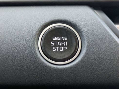 Used 2025 Kia Seltos EX image 28