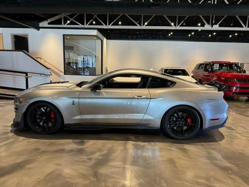 Used 2020 Ford Mustang Shelby GT500 w/ Technology Package image 2