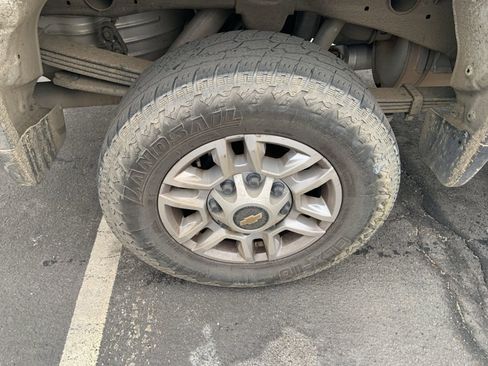 Certified 2024 Chevrolet Silverado 2500 LT w/ All Star Edition image 13