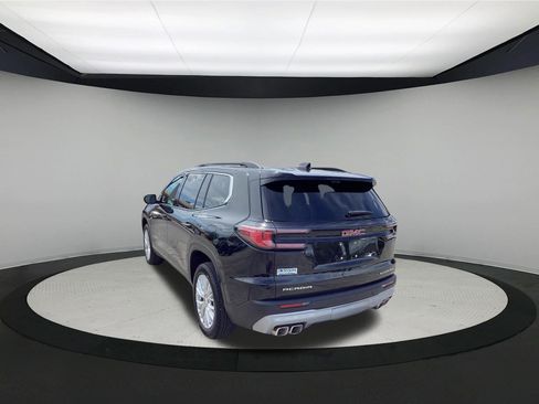Used 2026 GMC Acadia Elevation w/ Elevation Premium Package FWD image 6