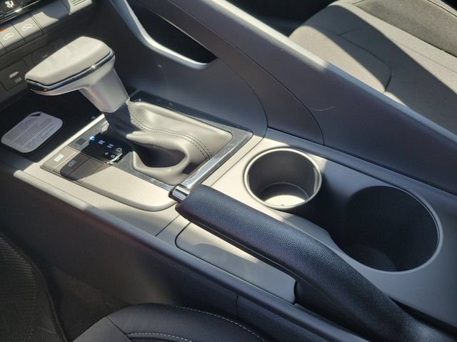 New 2026 Hyundai Elantra Sport FWD image 16
