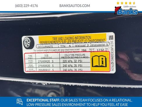 Used 2021 GMC Sierra 1500 Elevation w/ Preferred Package image 7