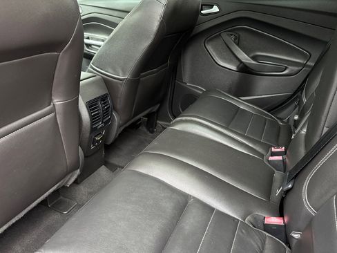 Used 2014 Ford Escape Titanium FWD image 12