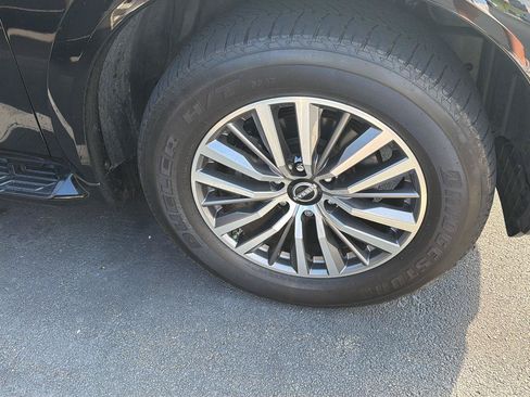 Used 2023 Nissan Armada SL w/ Captain's Chairs Package AWD/4WD image 7
