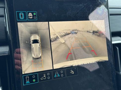 New 2026 GMC Acadia Elevation image 21