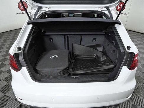 Used 2018 Audi A3 e-tron Premium Plus w/ Technology Package image 10