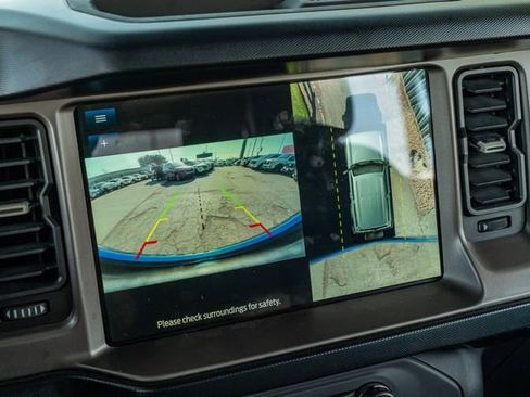 Used 2022 Ford Bronco Outer Banks image 30