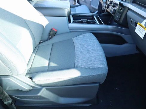 New 2026 Ford F250 XLT w/ FX4 Off-Road Package image 12