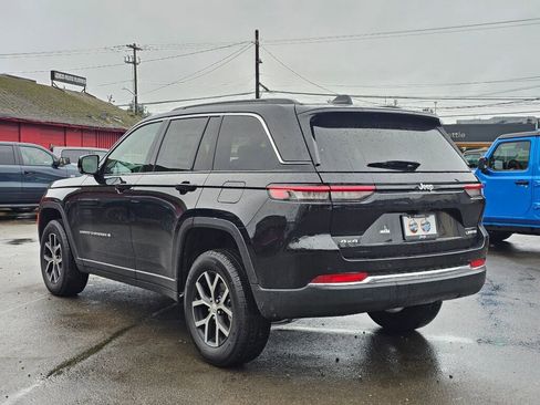 New 2025 Jeep Grand Cherokee Limited image 6