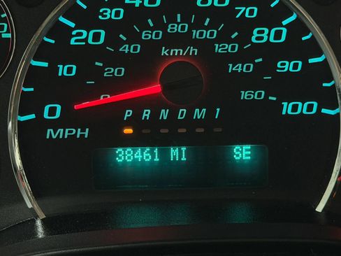 Used 2023 Chevrolet Express 3500 LS RWD image 32