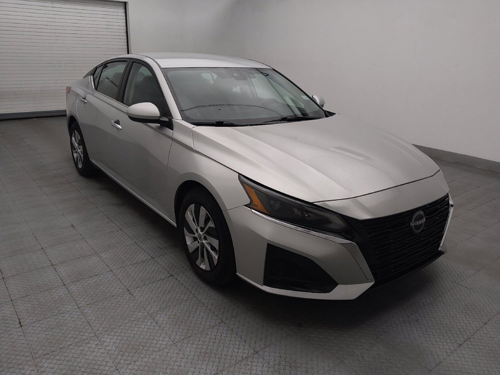 Used 2023 Nissan Altima 2.5 S FWD image 13