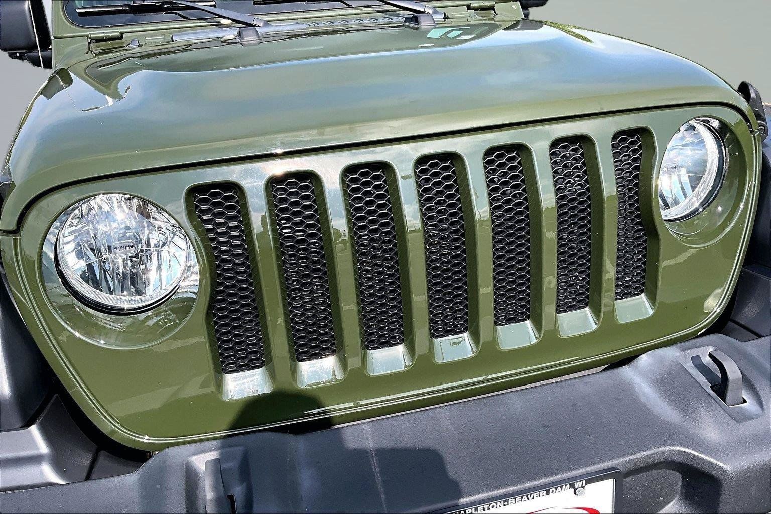 Used 2023 Jeep Wrangler Sport AWD/4WD image 29