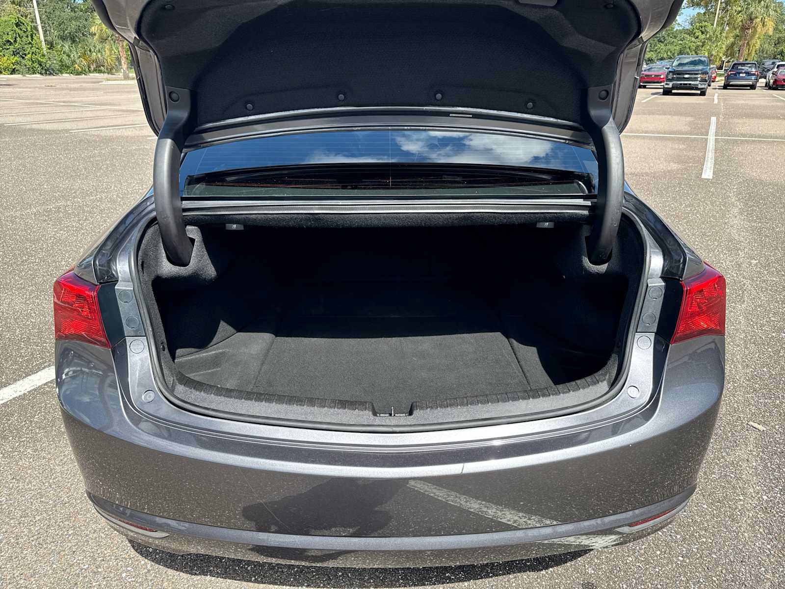 Used 2019 Acura TLX FWD image 21