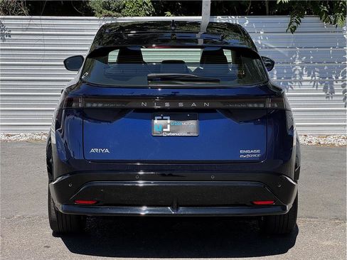 Used 2024 Nissan Ariya AWD image 11