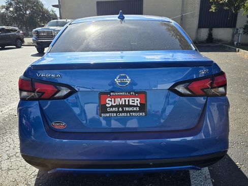 Used 2021 Nissan Versa SR image 4