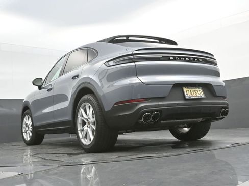New 2026 Porsche Cayenne Coupe image 33