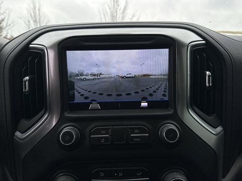 Used 2023 Chevrolet Silverado 2500 LT image 17