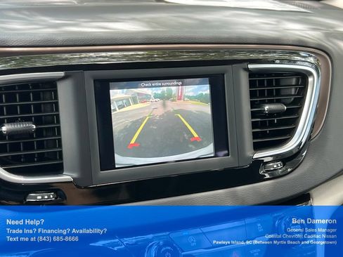 Used 2021 Chrysler Voyager L FWD image 34