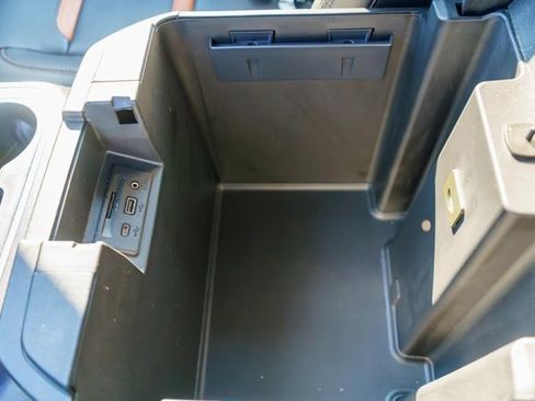 Used 2021 GMC Sierra 2500 AT4 w/ AT4 Premium Plus Package image 42