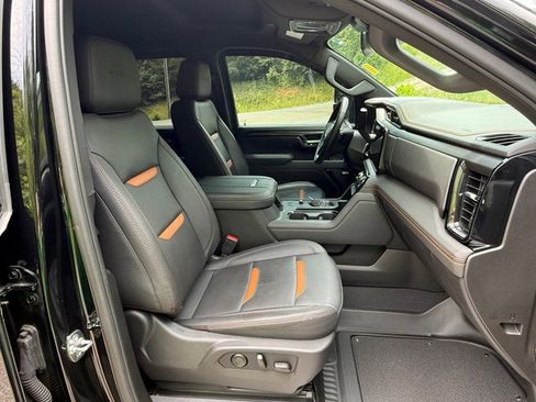Used 2025 GMC Sierra 2500 AT4 AWD/4WD image 22