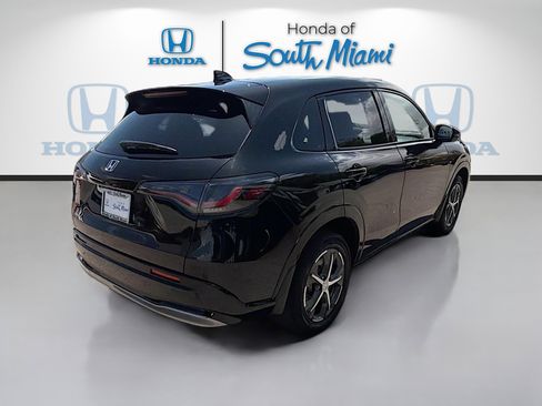 Certified 2025 Honda HR-V EX-L image 7