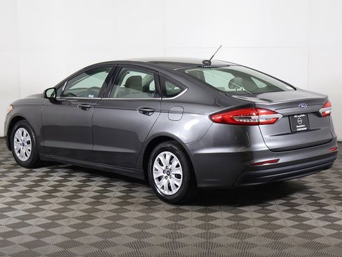 Used 2019 Ford Fusion S image 8