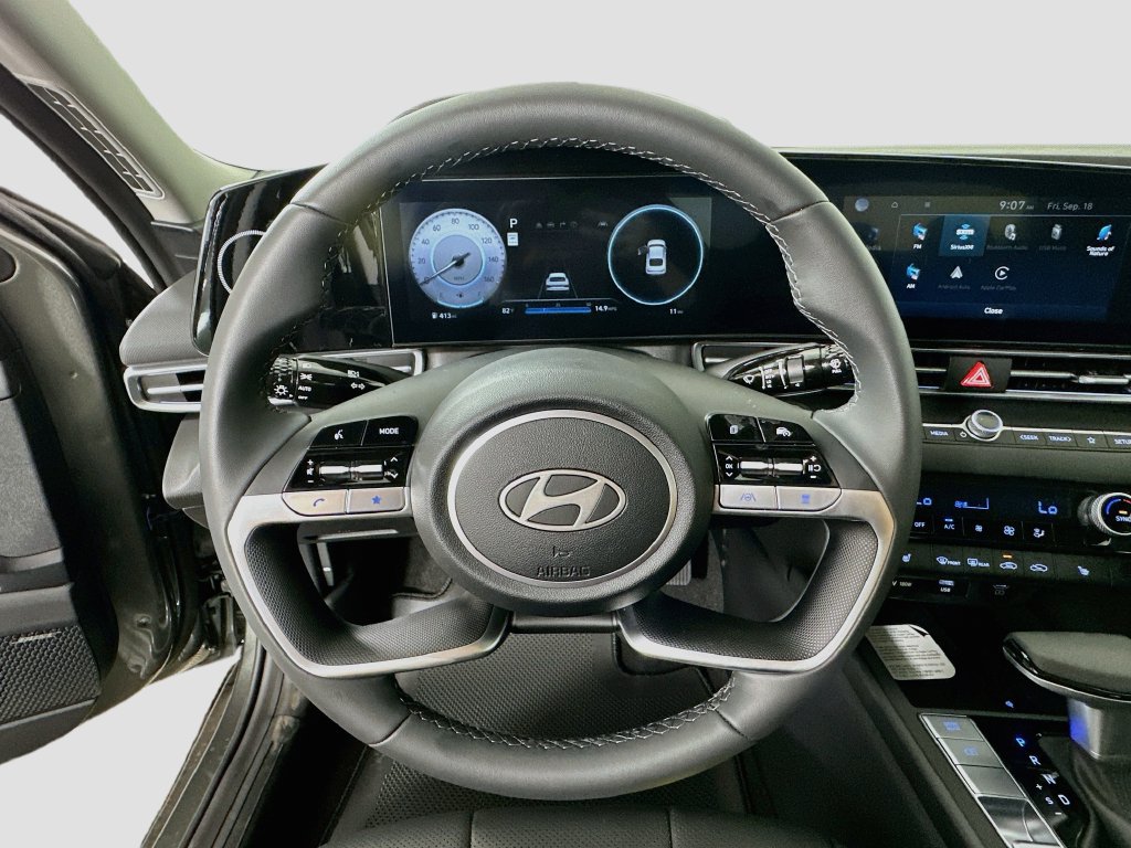 New 2026 Hyundai Elantra Limited FWD image 10