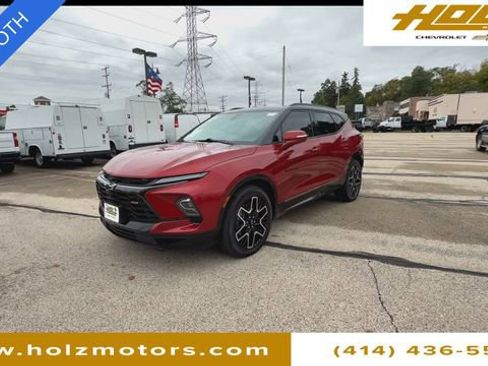 Certified 2023 Chevrolet Blazer RS w/ Driver Confidence II Package image 4