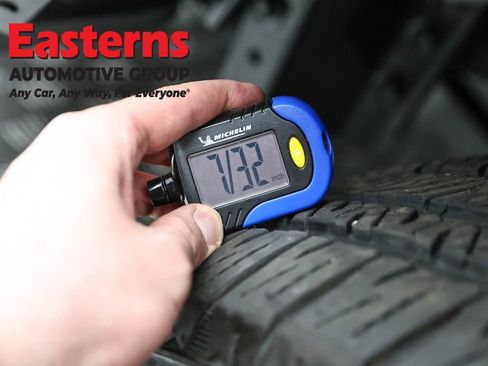 Used 2025 Jeep Wrangler Unlimited Sahara AWD/4WD image 25