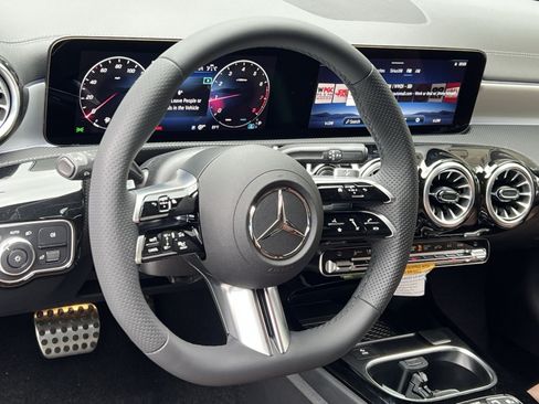 New 2026 Mercedes-Benz CLA 250 4MATIC image 14