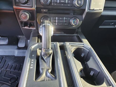 Used 2017 Ford F150 XLT w/ Equipment Group 302A Luxury image 43